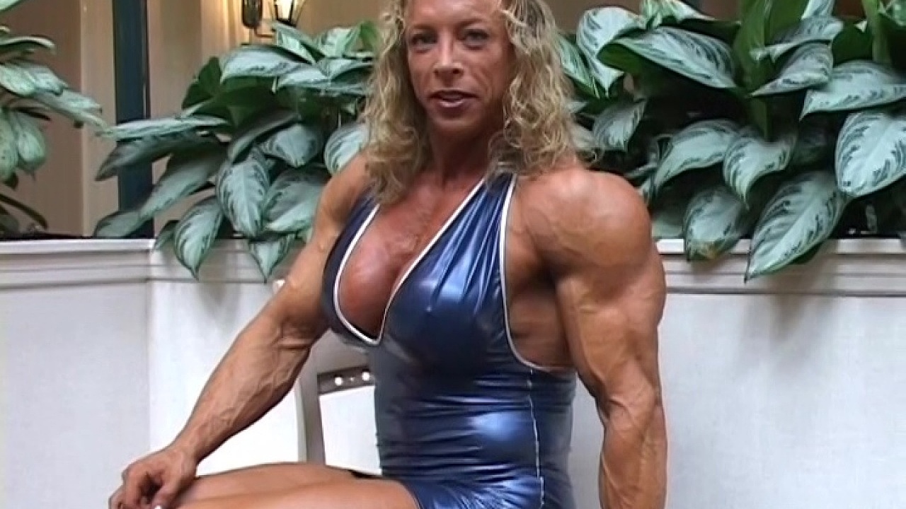 MuscleAngels Photos and Videos of the Most Muscular Women in the World